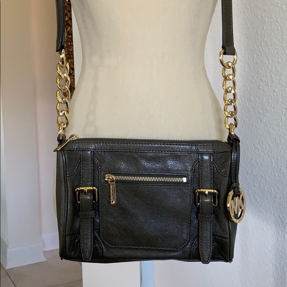 mk chain crossbody